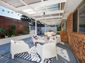 Meeseeks I Pet Friendly I 2 Mins Walk to Beach, Culburra Beach